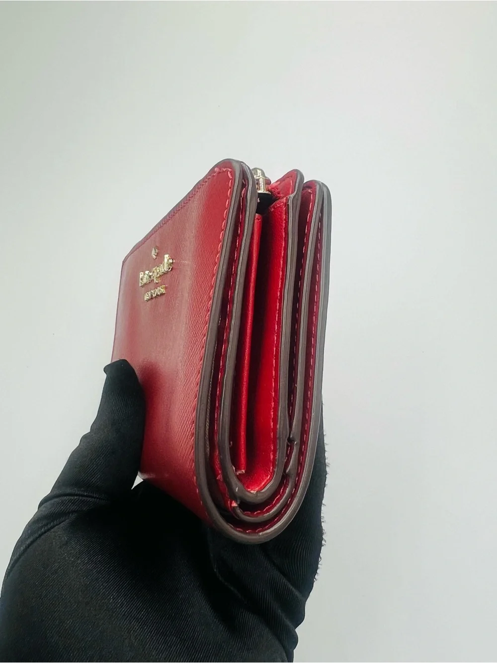 kate Spade New York Compact Bifold Wallet EUC